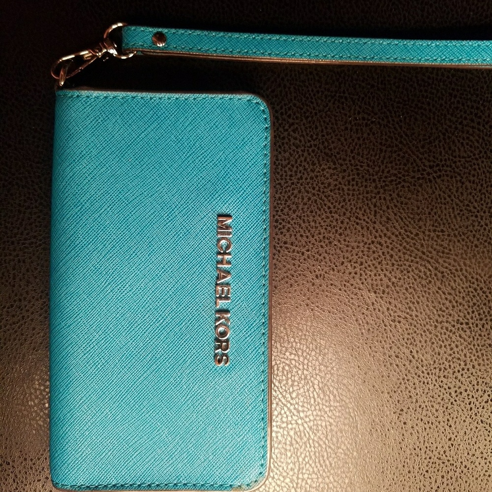Michael Kors Wristlet
